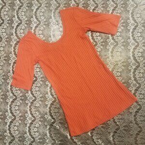 DECREE- Ribbed orange shirt SMALL